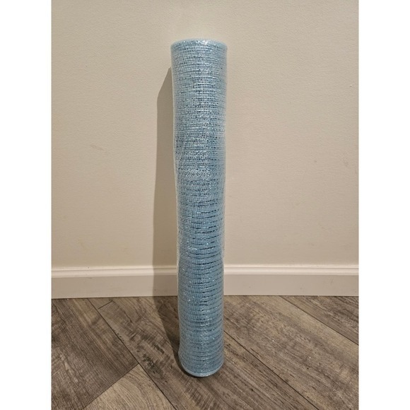 21 inch deco mesh gorgeous light blue - Picture 3 of 3